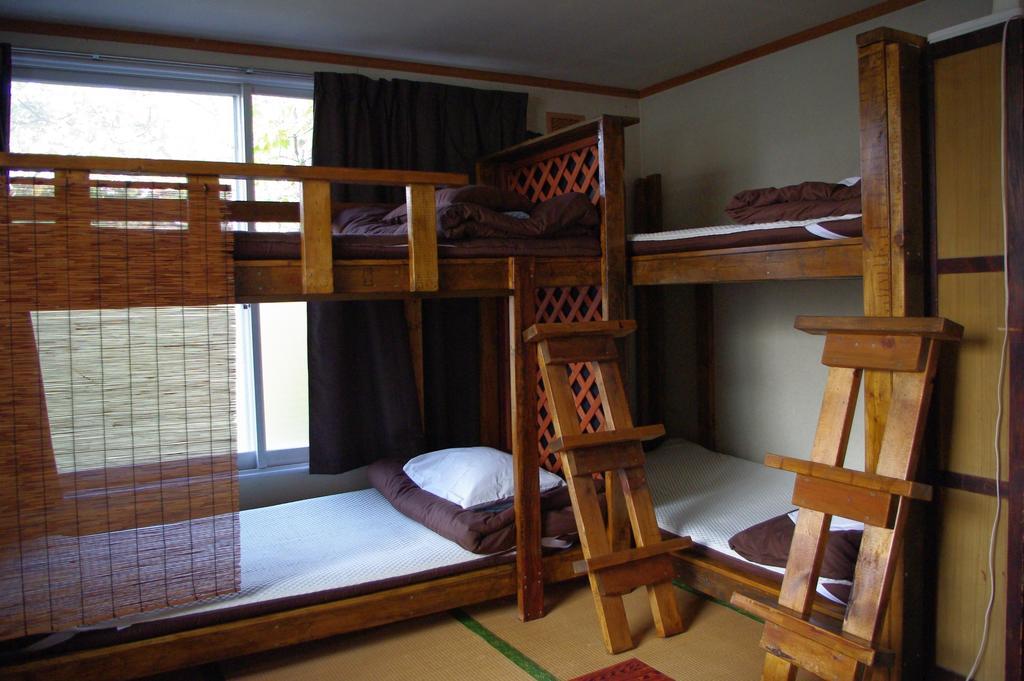 P-Dash Garden Backpackers Higashikawa Bilik gambar